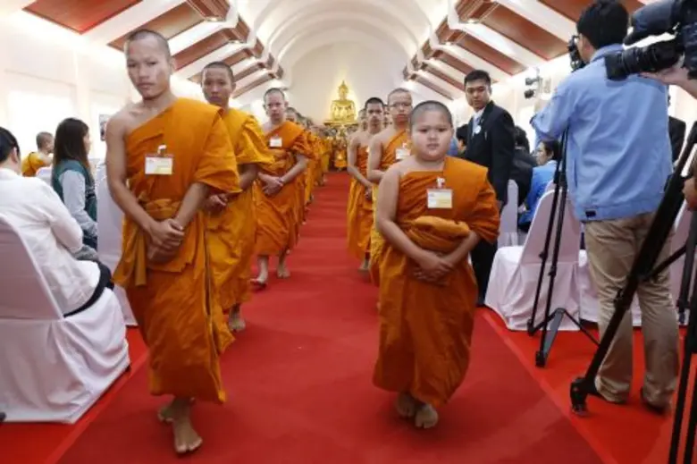 สำนักงานทรัพย์สินส่วนพระมหากษัตริย์ และภาคี จัดอบรมเทศนาธรรม “สามเณรธรรมาสน์ทอง” ปี ๒๕๕๙ เฉลิมพระเกียรติสมเด็จพระนางเจ้า ฯ พระบรมราชินีนาถ ทรงเจริญพระชนมพรรษา ๘๔ พรรษา
