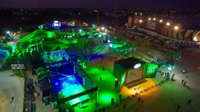 งานช้าง คาร์นิวัล นีออน เดอะไนท์ Chang Carnival: Neon The Night จ.กรุงเทพ