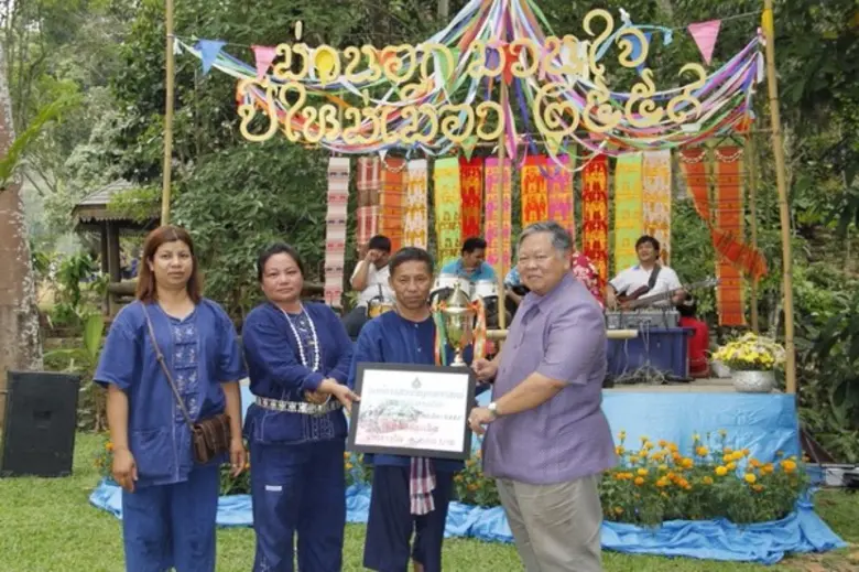 วันที่ 12 เมษายน 2559 ดร.ประมุข เพ็ญสุต ร...