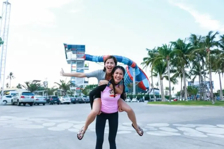 ถือเป็น 2 สาวเพื่อนซี้ สุดยอดนางแบบที่มีง...