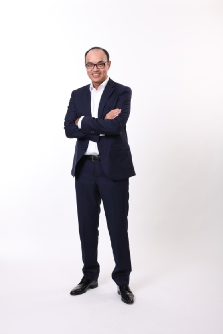 นายบรรณรงค์ พิชญากร กรรมการผู้จัดการ กิจก...