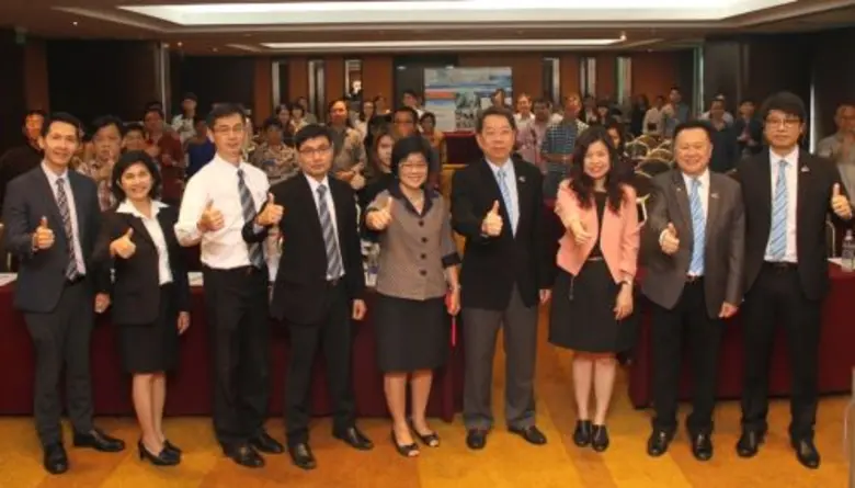 นายมงคล ลีลาธรรม กรรมการผู้จัดการ เอสเอ็ม...