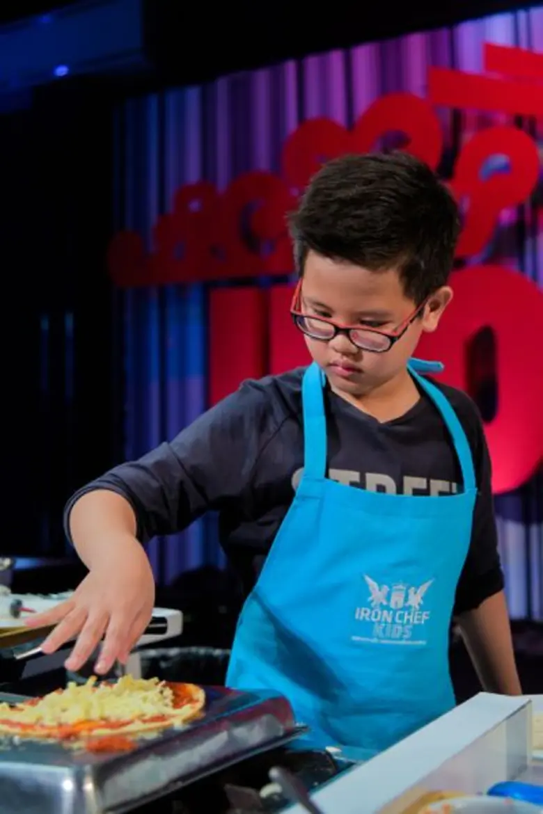 เชฟกระทะเหล็ก ประเทศไทย (Iron Chef Thaila...