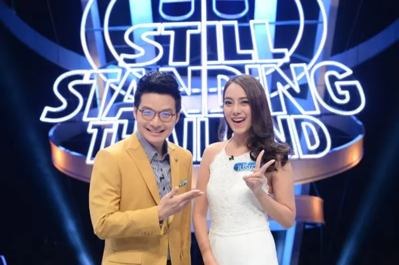 ทีวีไกด์: รายการ "ตกสิบหยิบล้าน STILL STANDING THAILAND" “เปรี้ยว – ทัศนียา” ใช้ใจสู้ความสูง ประเดิมแข่งควิซโชว์แรกในชีวิต