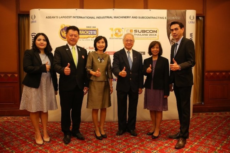 "แนวคิดอุตสาหกรรม 4.0" เป็นการผลิตเข้ากับ...