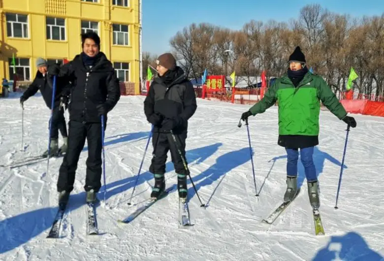 สมุดโคจร On The Way โดยพิธีกรหนุ่ม จ๊อบ น...