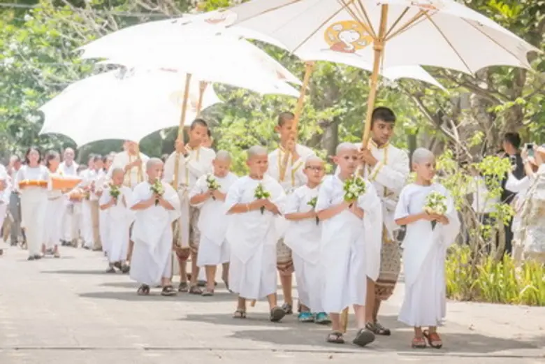 ทรู เชิญชม สามเณร ปลูกปัญญาธรรม ปี 5 แนวคิด “รัก-รอ-พอ-ให้” สู่เป้าหมายแห่งการ “ตามรอยบาทพุทธศาสดา”