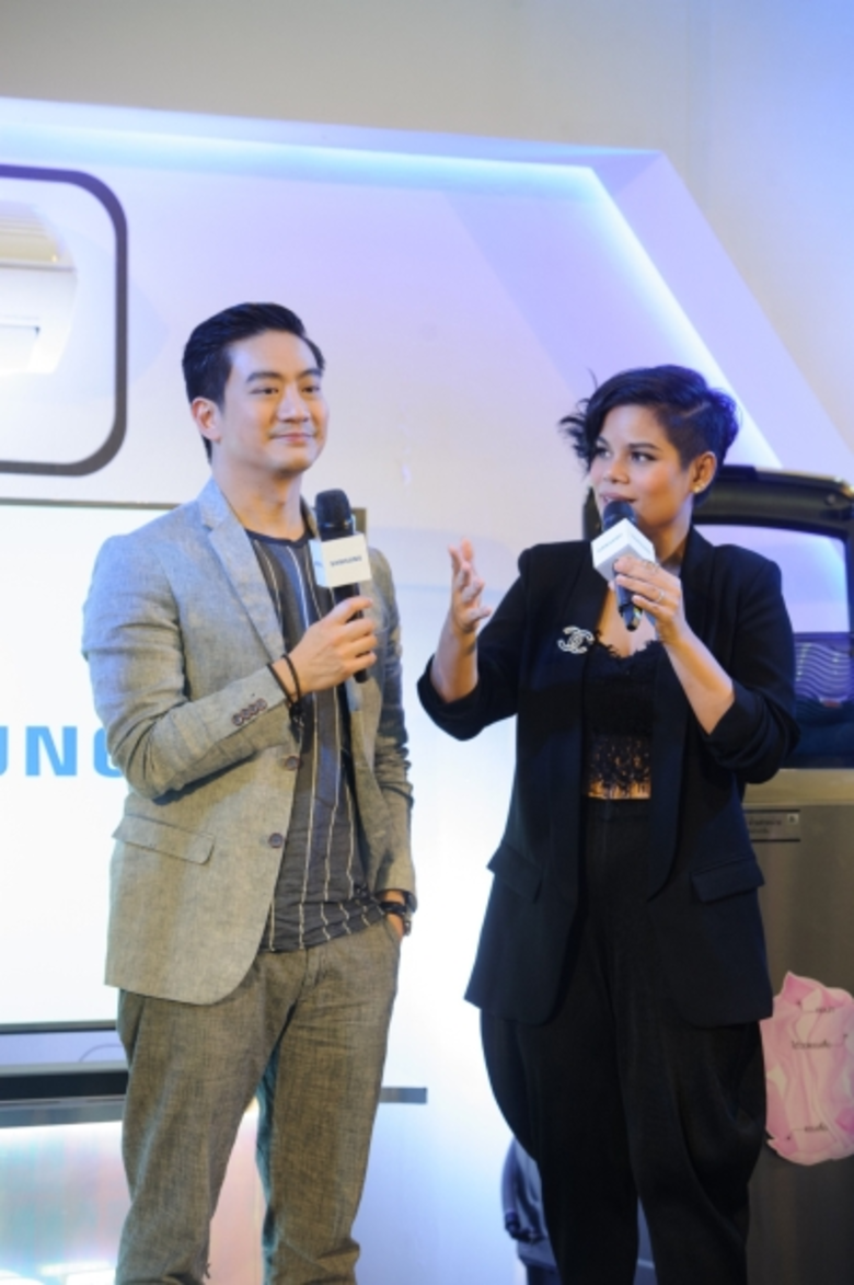 ซัมซุงเปิดตัวแคมเปญโปรโมชันครั้งยิ่งใหญ่ “Fresh Up Your Summer” พาพรีเซนเตอร์ “ชมพู่ อารยา” และ “โอปอล์-หมอโอ๊ค” มอบความสดชื่นรับหน้าร้อน