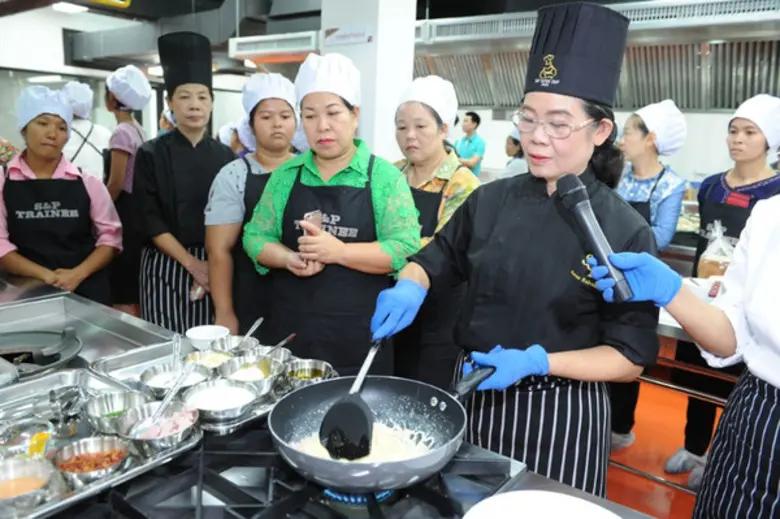 บริษัท เอส แอนด์ พี ซินดิเคท จำกัด (มหาชน) ร่วมกับก...