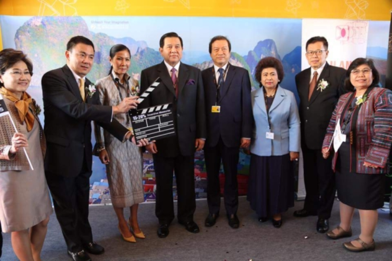 พลเอก ธนะศักดิ์ ปฏิมาประกร รองนายกรัฐมนตร...