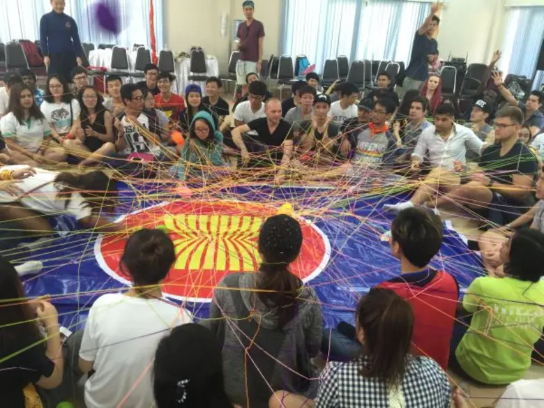 UTCC IC Wolf Game 2016 สานสัมพันธ์อาเซียน แคมป์นักธุรกิจรุ่นเยาว์