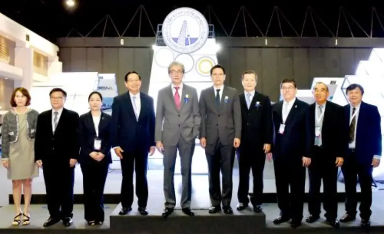 ภาพข่าว: กลุ่ม ช.การช่าง ร่วมงานมหกรรมการเงินครั้งที่ 16