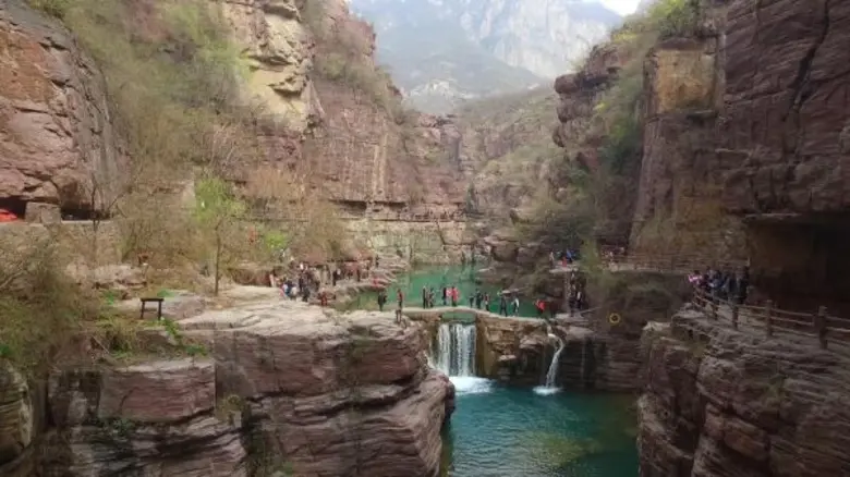 วันอังคารที่ 17 พฤษภาคม 2559 : เวลา 13.10...