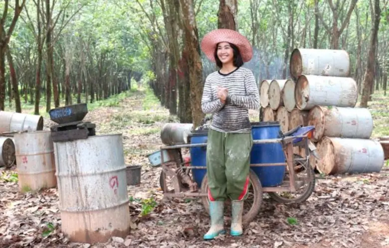 ตาล ชยาพร อาร์สยาม ภูมิใจ!! แจ้งเกิดเต็มตัว กับเอ็มวีเพลงแรกในชีวิต สาวตรังยังคอย โชว์ร้อง เล่น แสดงเอง