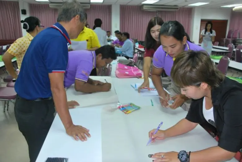 ดร.รุจิราพรรณ คงช่วย รองคณบดีฝ่ายวิจัยและ...