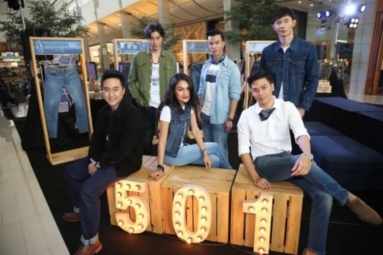 "ลอปติมัม ไทยแลนด์" (L'Optimum Thailand) ...