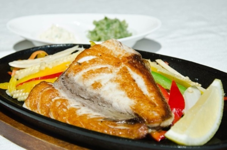 โรงแรมเดอะ แกรนด์ โฟร์วิงส์ คอนเวนชั่น ขอ...