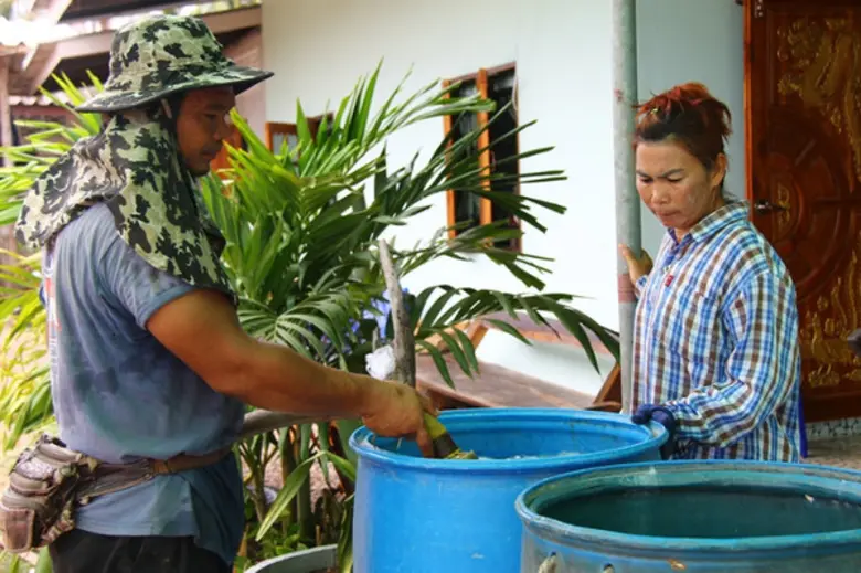 นายถาวร คณานับ กรรมการผู้จัดการ บริษัท ท่...