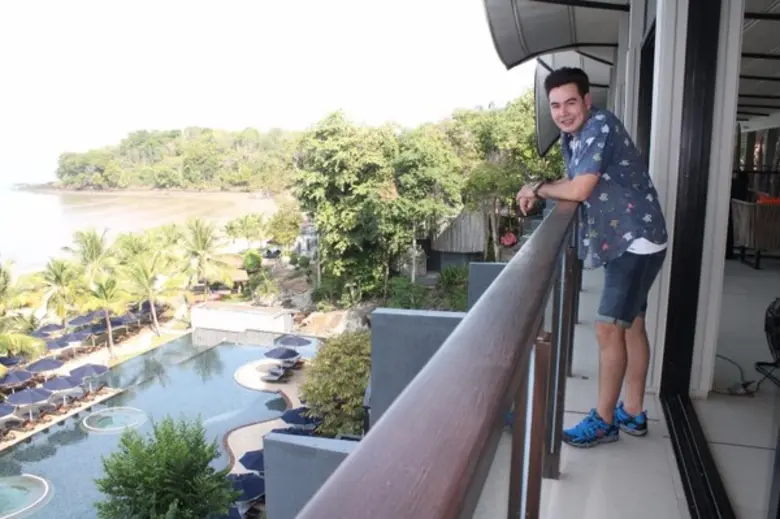 บียอน รีสอร์ท กระบี่ นำโดย คุณชีวานนท์ พว...