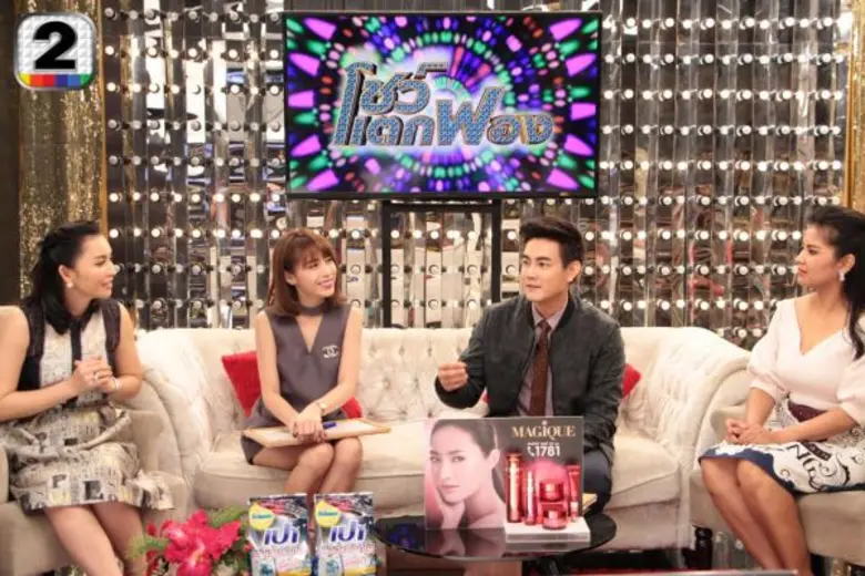 “ฟลุค” ทุ่มไม่อั้นแต่ง “แอ๊ปเปิ้ล” ปีหน้า สร้าง “เรือนหอ” สไตล์รีสอร์ทแบบไม่จำกัดงบ