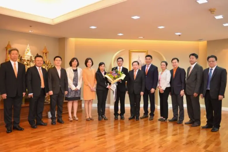 นายฉัตรชัย ศิริไล กรรมการผู้จัดการธนาคารอ...