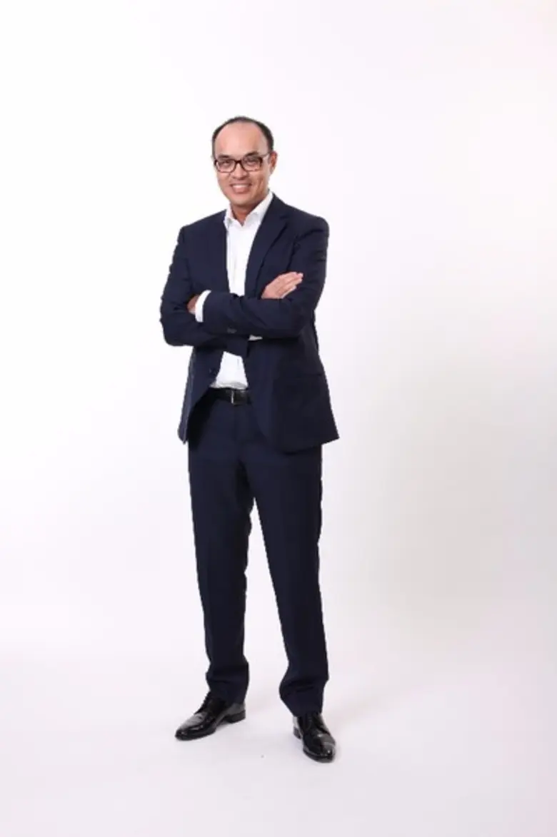 นายบรรณรงค์ พิชญากร กรรมการผู้จัดการ กิจก...