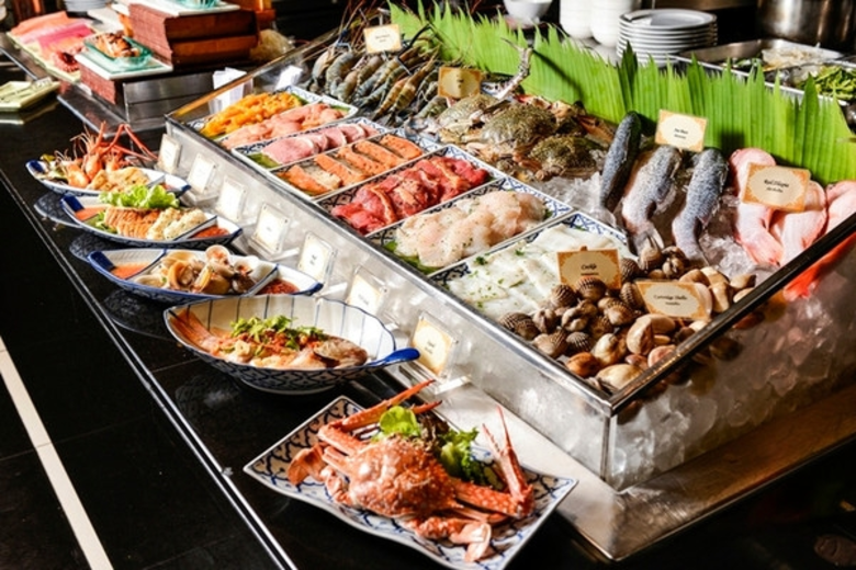 ห้องอาหารนานาชาติ ซิตี้ บิสโทร ชั้น 1 โรง...