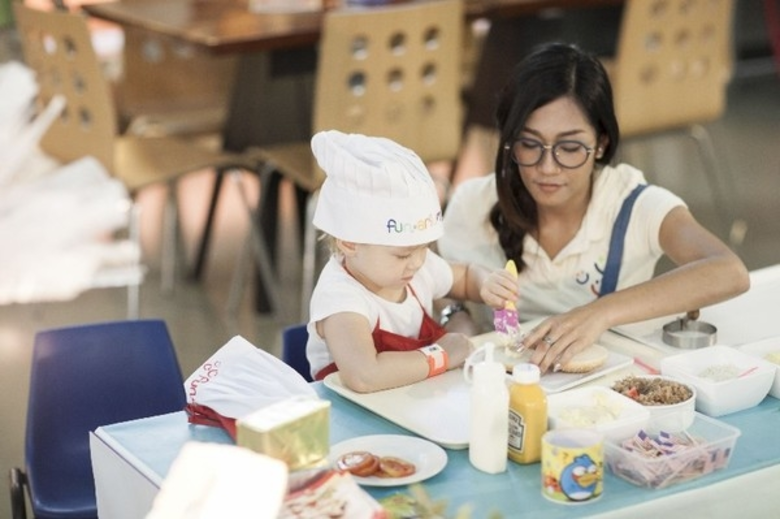 เปลี่ยนจากนักชิมตัวน้อยเป็นเชฟคนเก่ง ฟันเ...