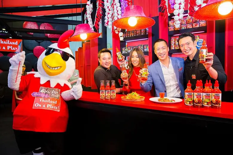 นายจิตติพร จันทรัช (ที่ 2 จากขวา) กรรมการ...