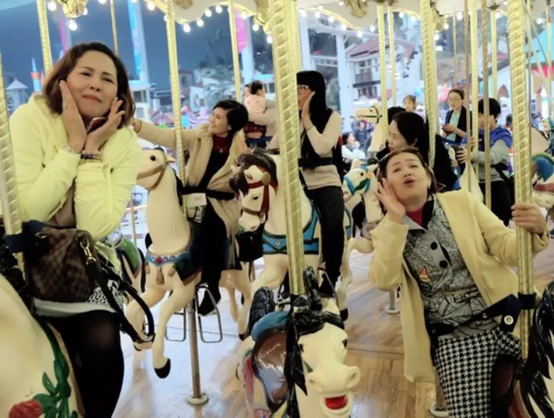 Nano Stem Coll 4G ฉลองยอดขายทะลุ 5,000 กล่อง ภายใน 2 เดือน พาสมาชิกบินไปอวดหน้าใสถึงเกาหลี