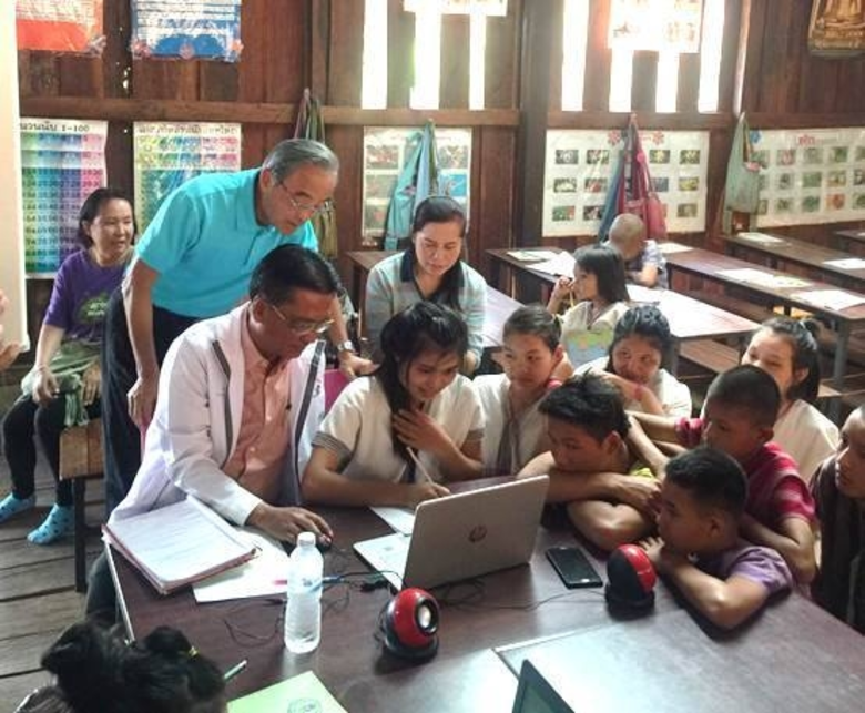 ศาสตราจารย์ ดร.ไพรัช ธัชยพงษ์ เลขาธิการมู...