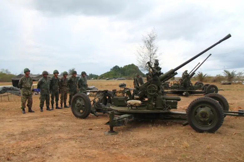 “ท่าเรือประจวบ” สนับสนุนหน่วย สอ.รฝ ฝึกภาคสนาม ประจำปี 2559