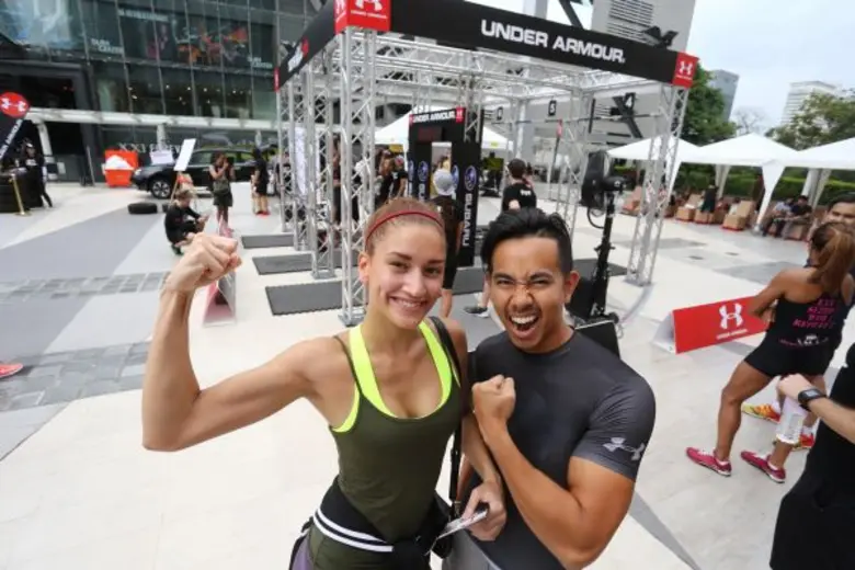 บริษัท ทริปเปิ้ล จำกัด ผู้จัดจำหน่ายแต่เพ...