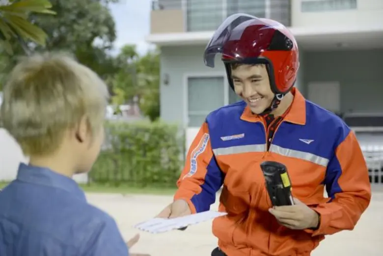 ไปรษณีย์ไทย เพิ่มจุดให้บริการส่งพาสปอร์ตด่วนถึงบ้าน ณ สำนักงานหนังสือเดินทางปิ่นเกล้า ศรีนครินทร์ และมีนบุรี