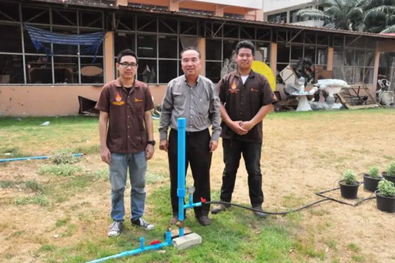 วิศวเกษตร มทร.ธัญบุรี ออกแบบและสร้างเครื่องตะบันน้ำ ประหยัดพลังงานไฟฟ้าและน้ำมัน