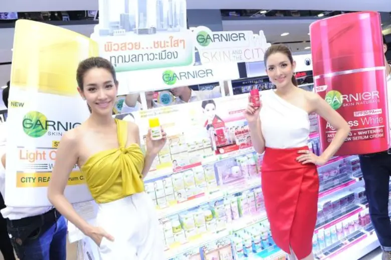 'การ์นิเย่’ ผนึกกำลัง 4 พรีเซ็นเตอร์ มิน-แอฟ-มิ้นต์-เก้า  สร้างปรากฏการณ์ผิวสวยชนะใสๆ ทุกมลภาวะเมือง