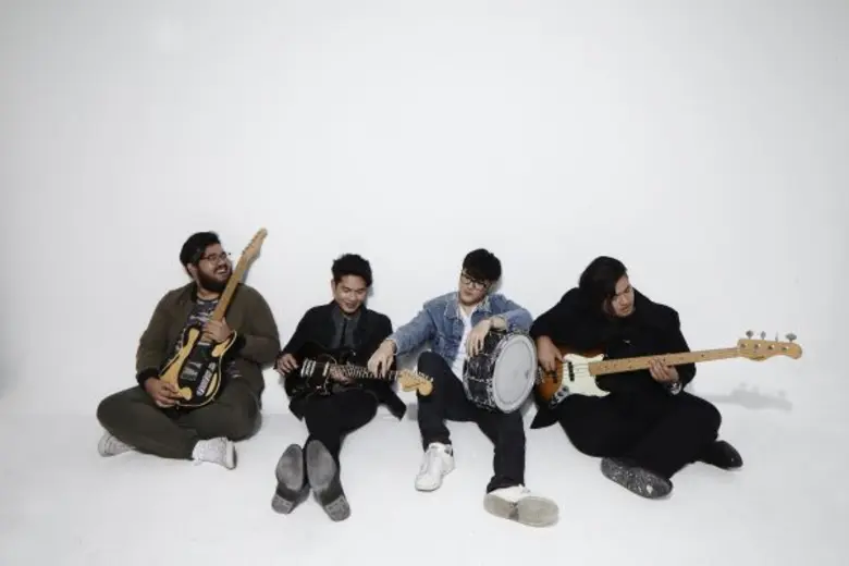 สาวกชาวอินดี้คงคุ้นเคย 4 หนุ่มมากความสามา...