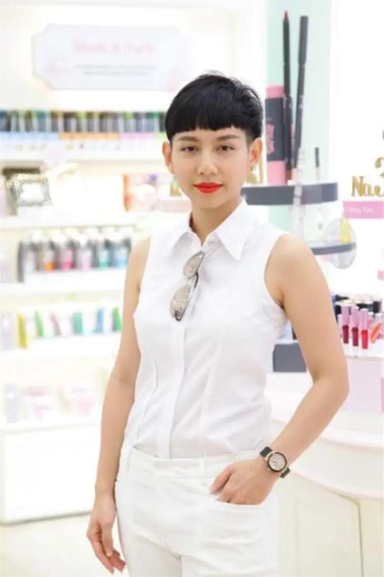 ช่วงนี้กระแสข่าวฮอตคงหนีไม่พ้นเรื่องความเ...