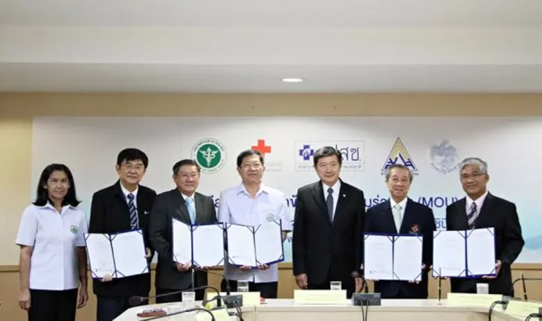 นายมนัส แจ่มเวหา อธิบดีกรมบัญชีกลาง นายแพทย์โสภณ เม...