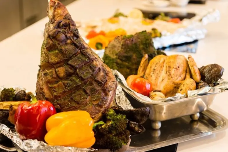 TREAT YOURSELF TO THREE DELECTABLE DINNER BUFFETS AT ALBRICIAS RESTAURANT