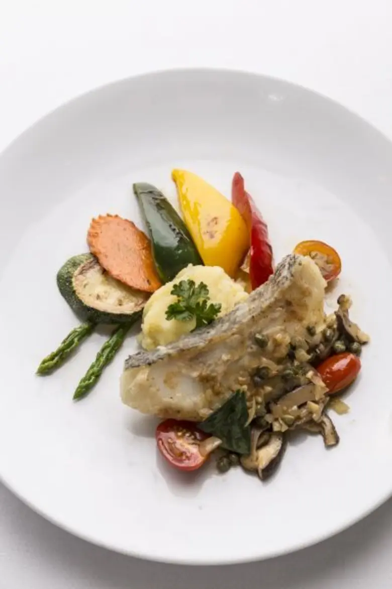 เมนูพิเศษประจำเดือนมิถุนายน ห้องอาหารเลอ ...