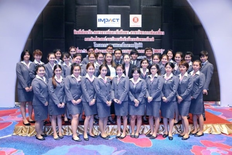 นางสาวพรพรรณ บูลเนอร์ ผู้ช่วยผู้อำนวยการ ...