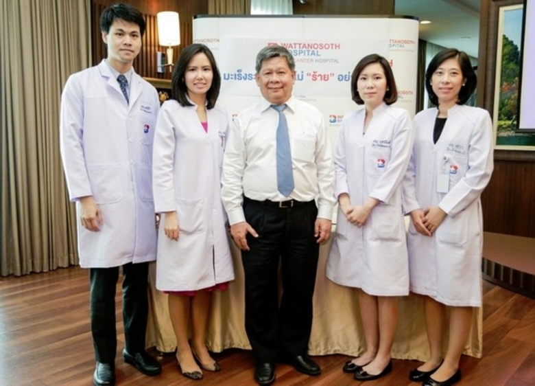 ศ.นพ.สุรพล อิสรไกรศีล ผู้อำนวยการศูนย์โลห...