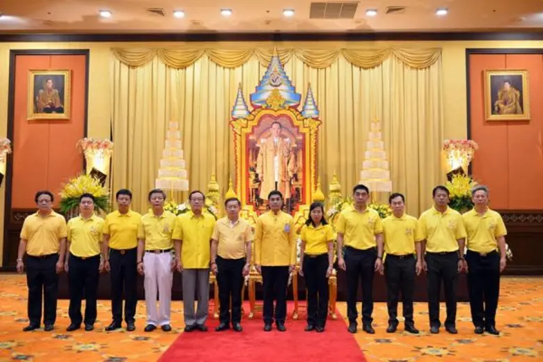 นายฉัตรชัย ศิริไล กรรมการผู้จัดการธนาคารอ...