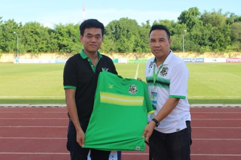 สจ.พฤฒิพงศ์ สิงห์โจทอง ประธานสโมสรฟุตบอล ...