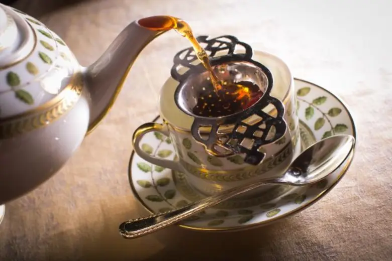 กูร์มองดิสส์ คาเฟ่ แอนด์ เบเกอรี่ ร้านเบเ...