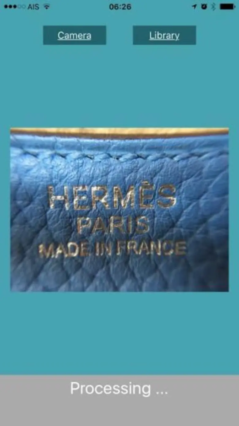 ก๊อปเกรดเออึ้ง นักวิจัยธรรมศาสตร์ โชว์ “แอปฯ ตรวจกระเป๋าแอร์เมส” ครั้งแรกของโลก! พร้อมสร้างความฮือฮาในเวทีวิจัยระดับโลก