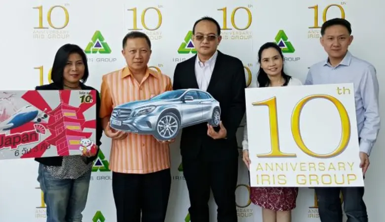 สมเกียรติ อุ่นกุศลภัคดี (กลาง) ผู้อำนวยกา...