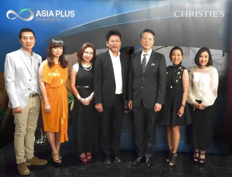 ดร.ก้องเกียรติ โอภาสวงการ ประธานกรรมการบร...