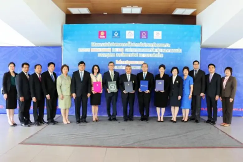 นายสมชาย พูลสวัสดิ์ อธิบดีกรมสรรพสามิต ร่...